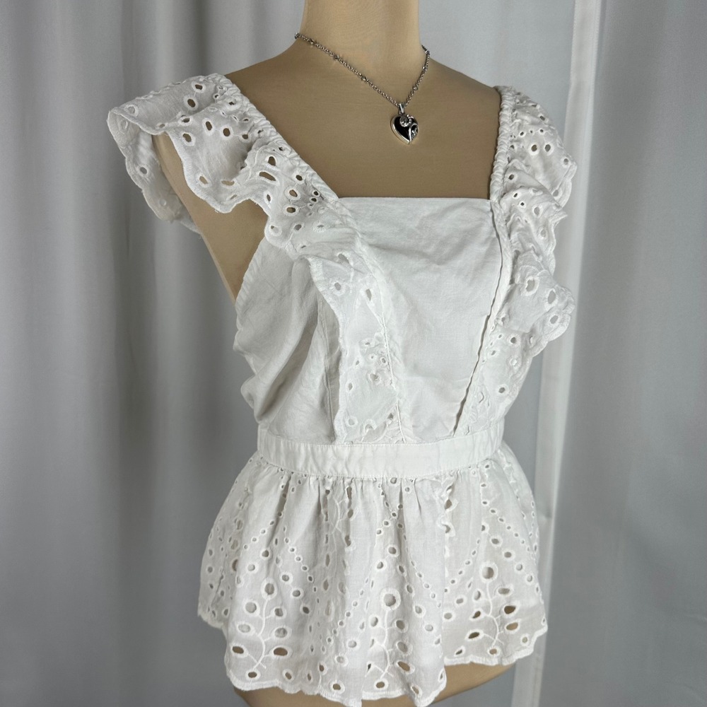 Banana Republic Eyelet Peplum Tank Top White Ruffle Sleeveless‎ Cotton Women M